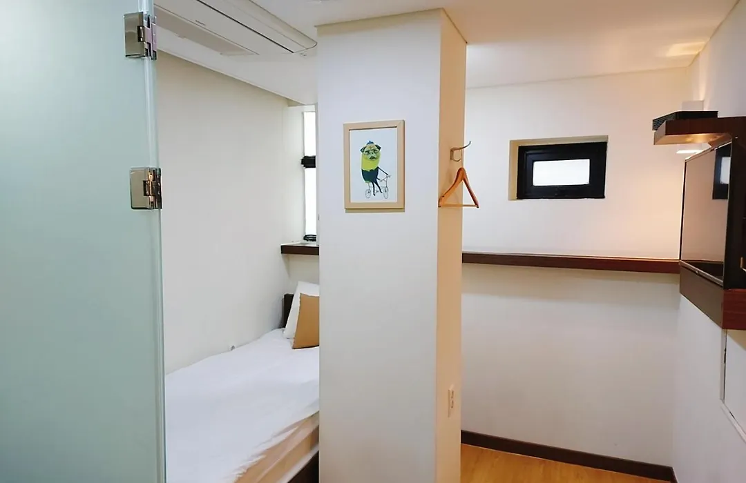 57 Myeongdong Hostel-1